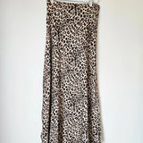 Silk blend leopard print skirt