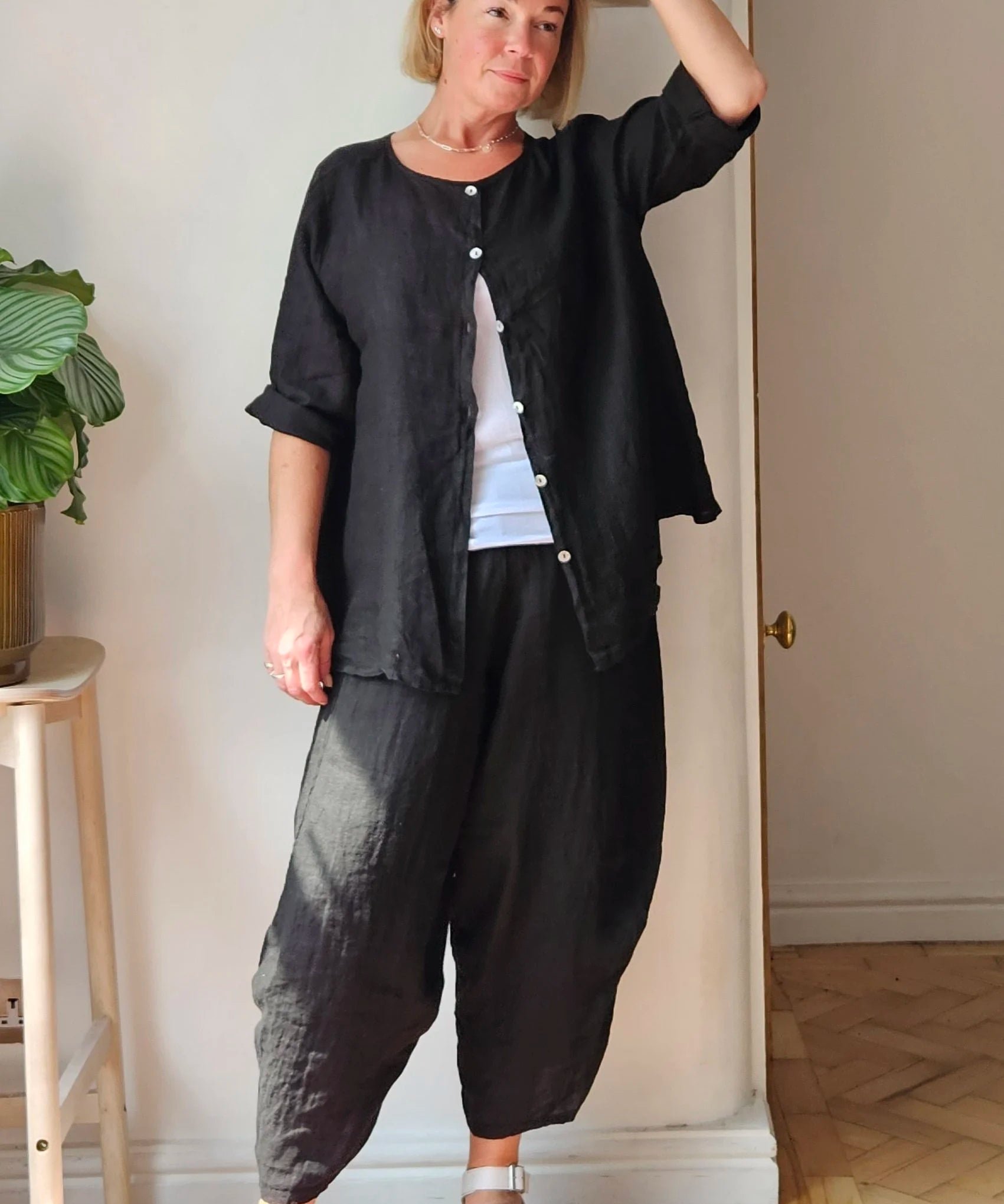 Ara linen top