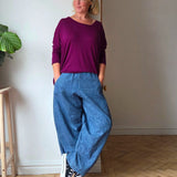 Cropped barrel leg jeans