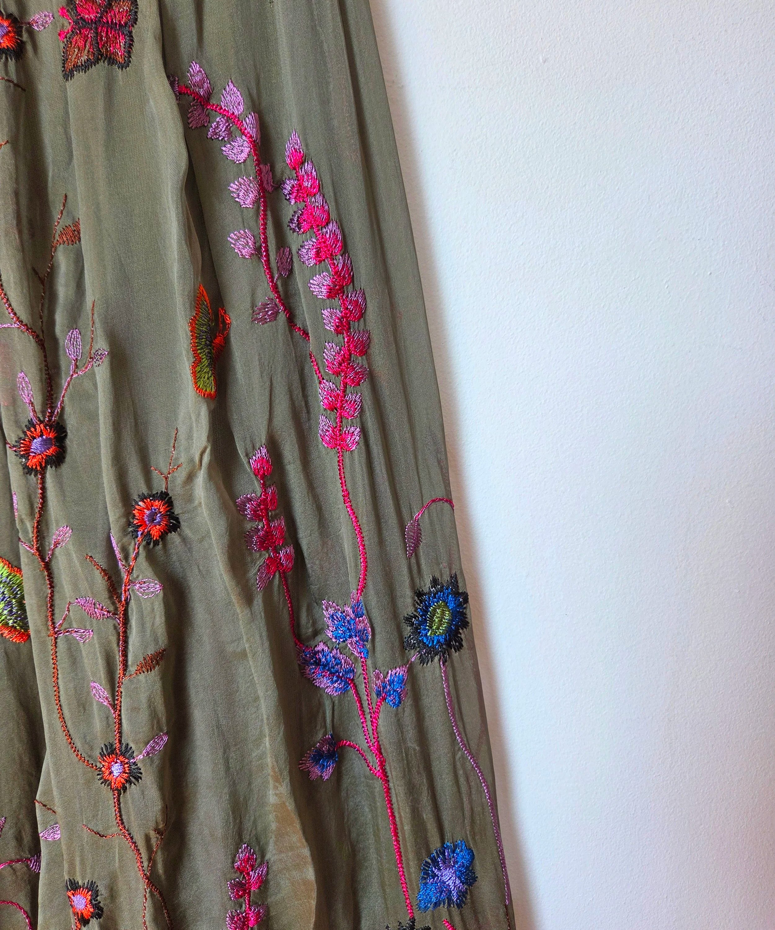 Wild flower silk blend trousers