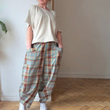 Bold cropped jersey trousers