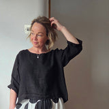 Buttoned linen top