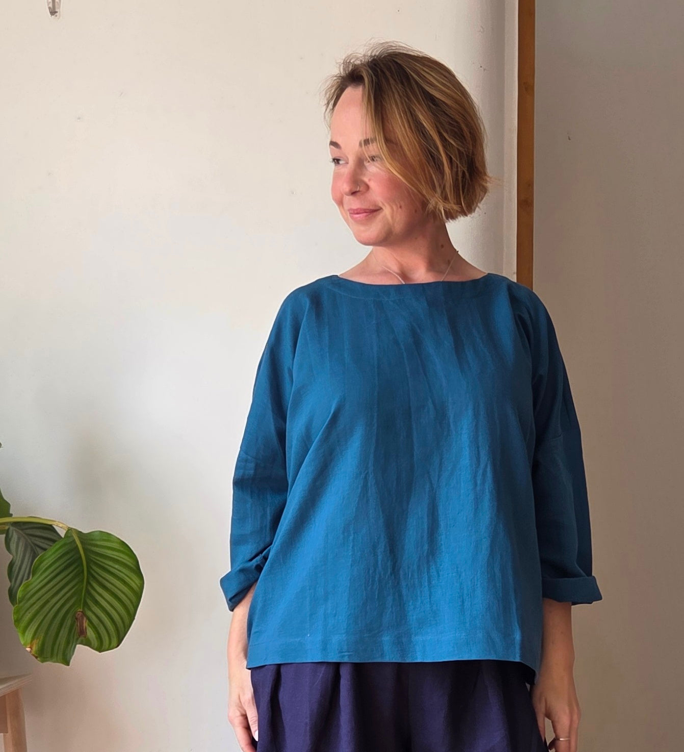 Immy cropped Sleeved top - Solid colour
