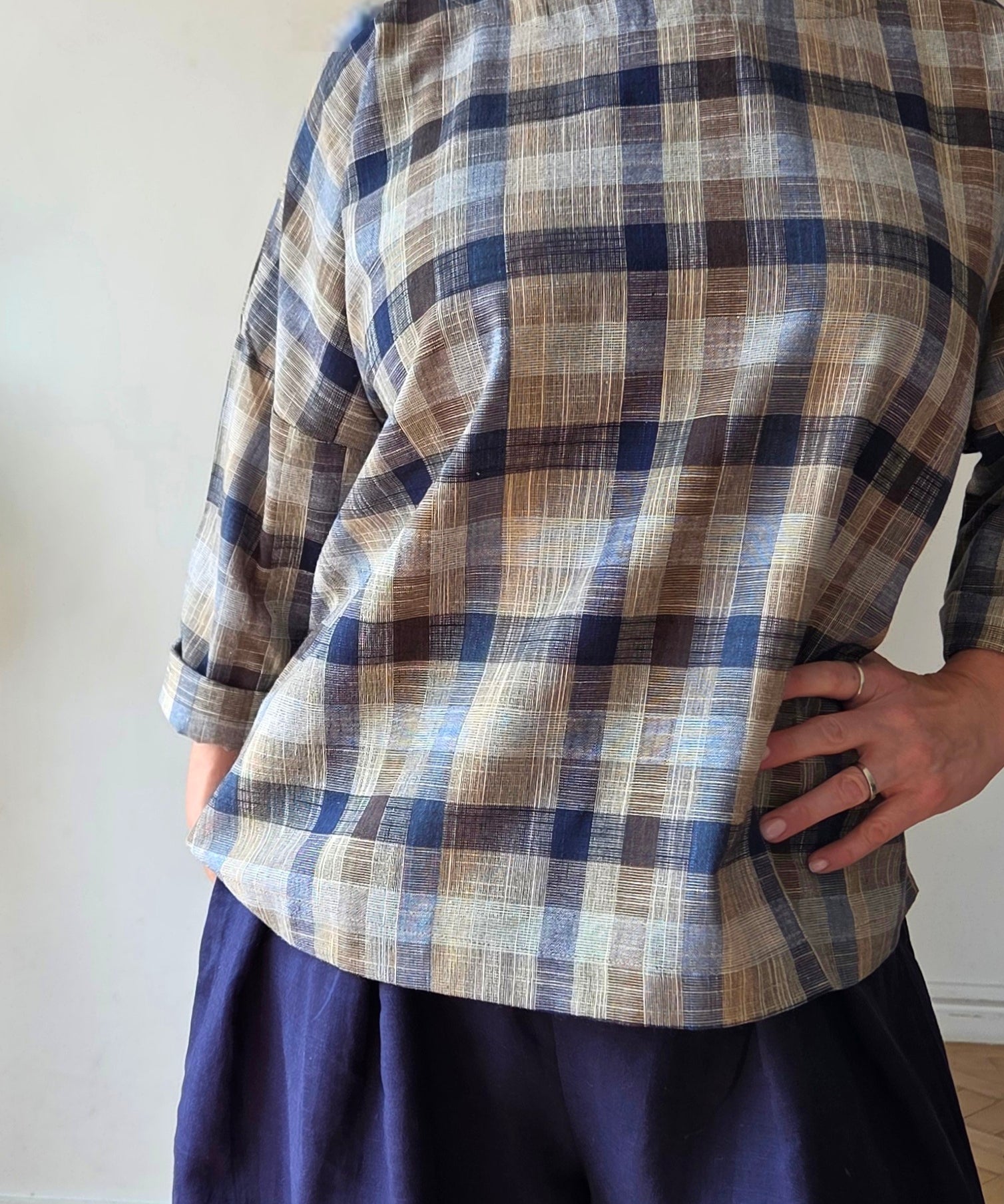 Immy cropped Sleeved top -Patterned