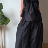 Lila Barrel Trousers