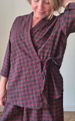 Anni Checked Wrap Top