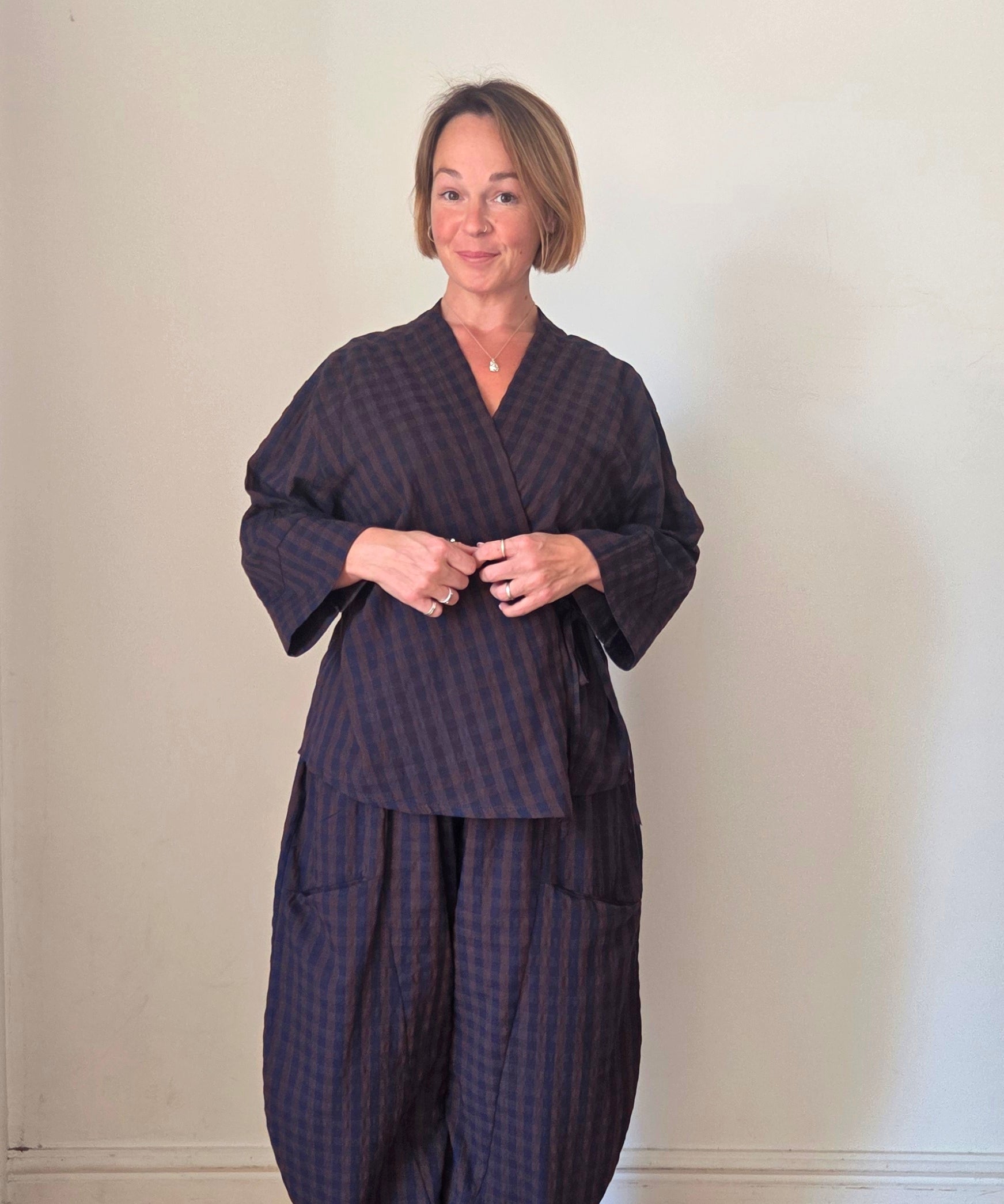 Anni Check Barrel Leg Trousers