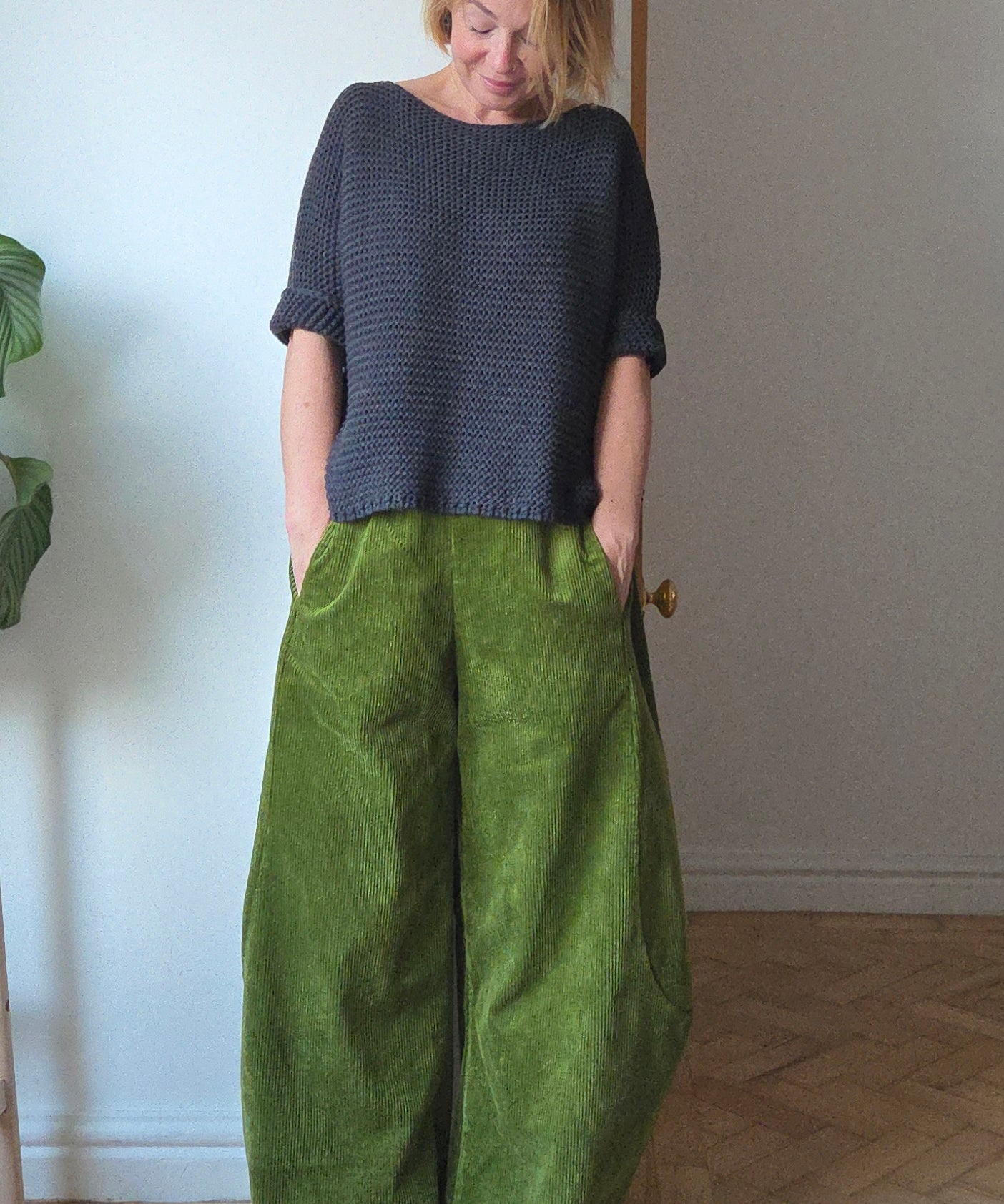 Big Cord Barrel Trousers
