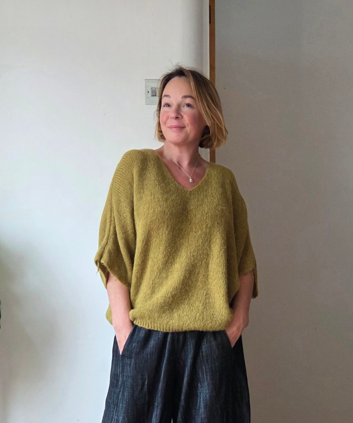 Light V neck Jumper