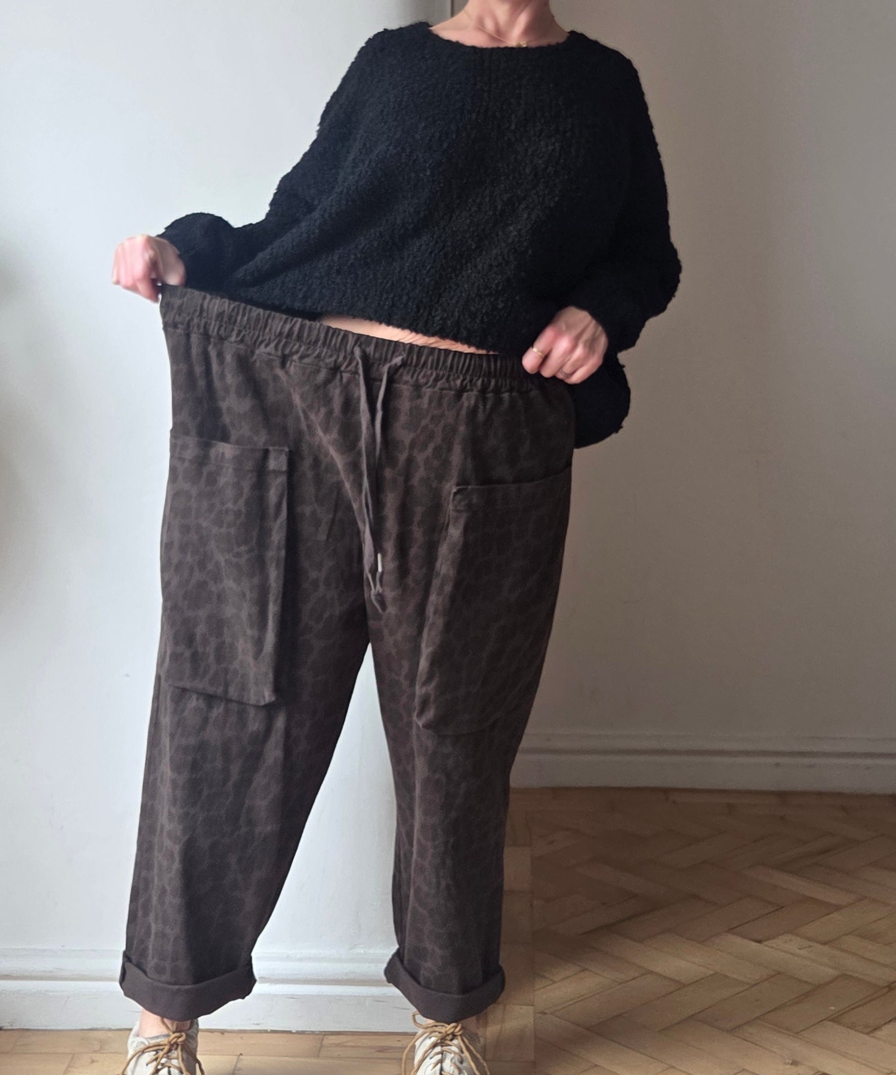 Big Pocket Leopard Trousers