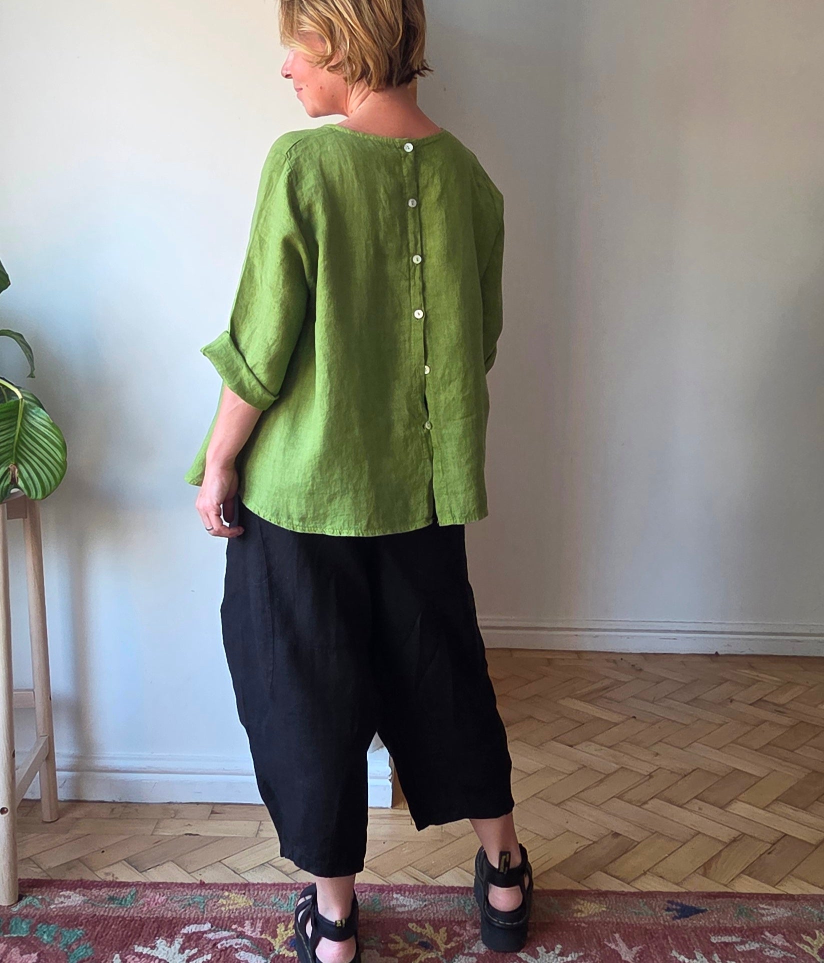 Ara linen top