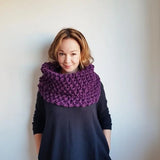 Giant collared cowl