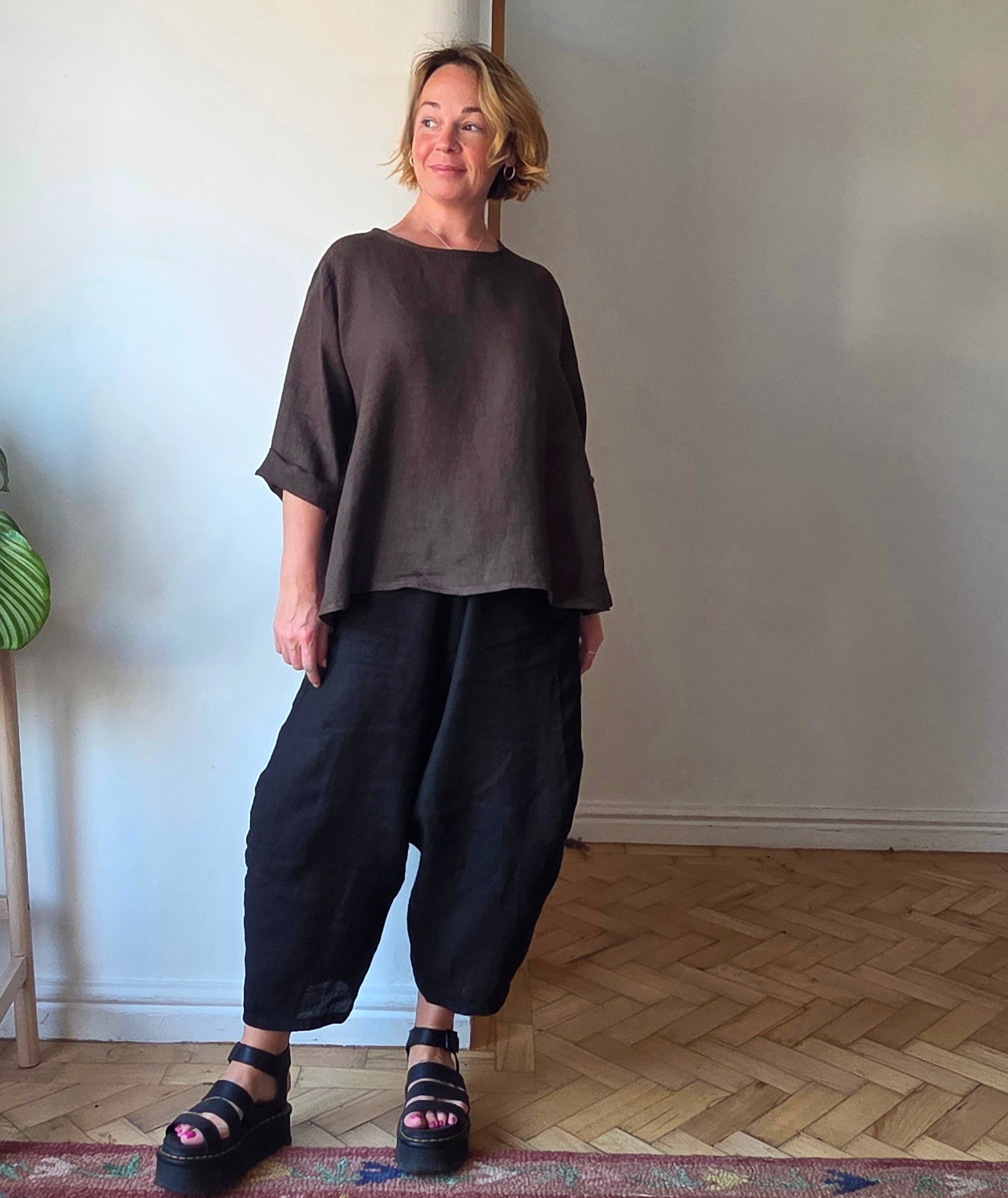 Ara linen top